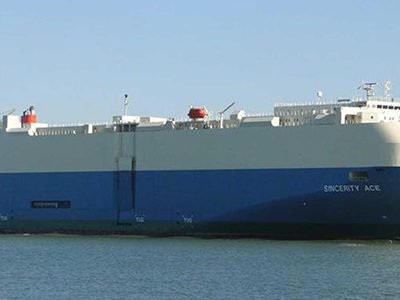 3.500 autos a la deriva