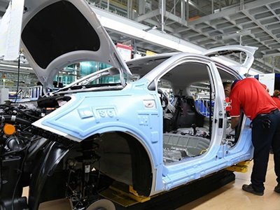 México, baja la venta, producción y exportación de automóviles