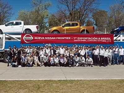 La pick up Nissan ya se exporta a Brasil