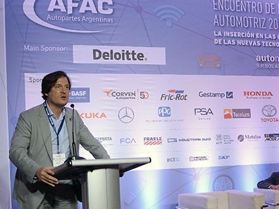 Los referentes de la industria automotriz y el INTI