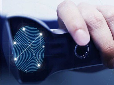 Llega el auto que se pone en marcha con la huella digital