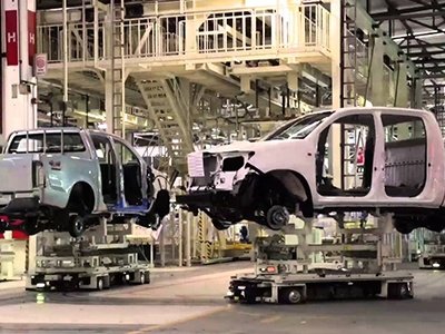 ¿Quién nos compra autos fabricados en el país?