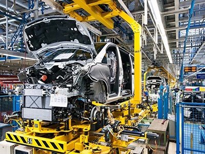 Energía limpia en un 50% en la planta de Mercedes-Benz