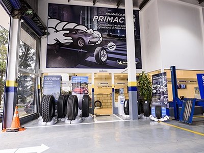 Lo clásico está de moda y Michelin tiene un neumático para cada vehículo de la época