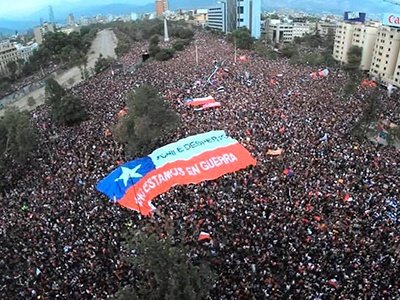 La prolongación de la crisis social en Chile podría generar la pérdida de miles de empleos.