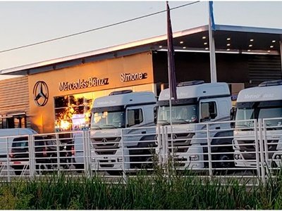 Mercedes-Benz extiende su red