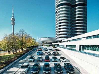 Según lo prometido, medio millón de vehículos electrificados en las carreteras