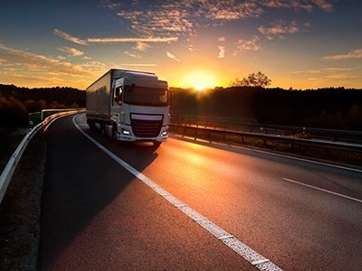 A la ruta, por el país