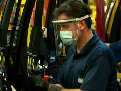 Ford ya produce vehículos en tres países