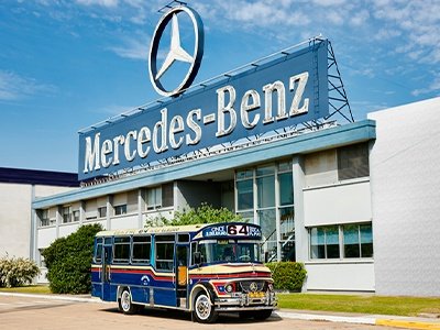 El clásico colectivo argentino cumple 50 años desde el inicio de su fabricación