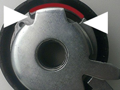 La contaminación por aceite puede ser perjudicial para el tensor automático