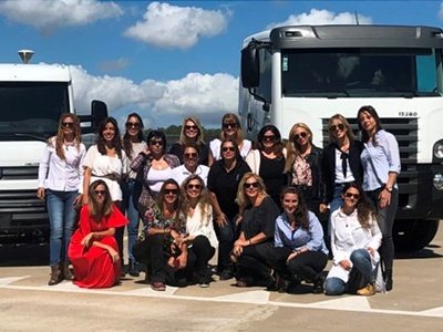 Más Mujeres del Transporte