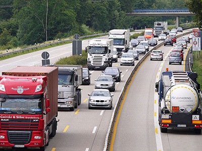 En Abril transportar mercadería costó un 2.40% más y en el último año la suba fue del 68%