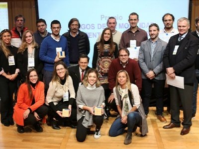 La Secretaría de Transporte distinguió a Mercedes-Benz